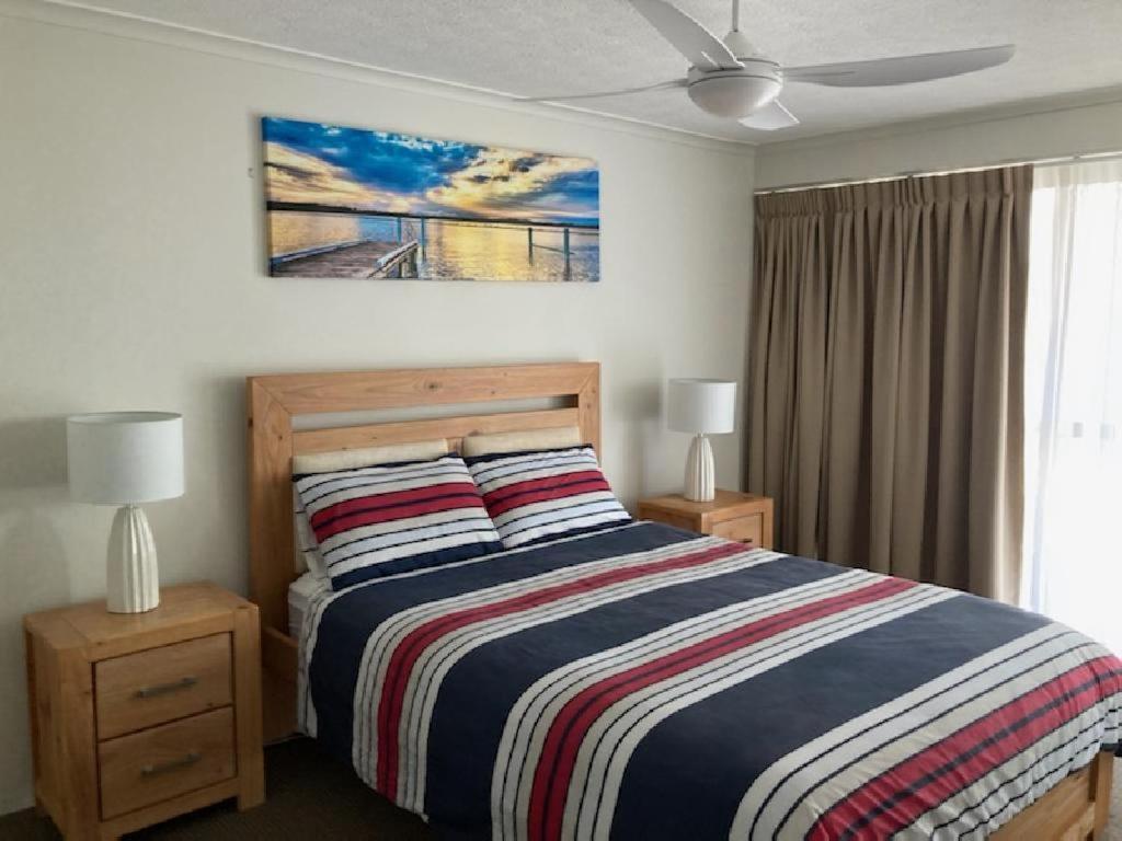 Surfside Court - Hosted By Burleigh Letting Apartment โกลด์โคสต์ ภายนอก รูปภาพ