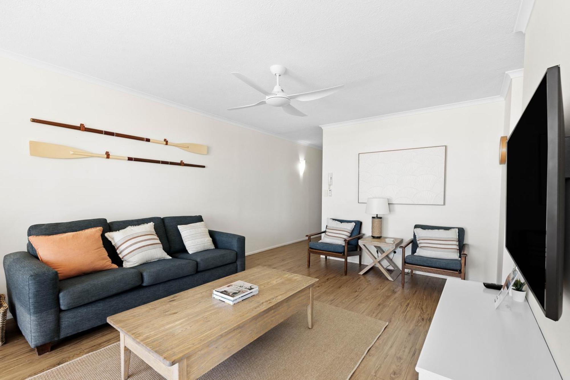 Surfside Court - Hosted By Burleigh Letting Apartment โกลด์โคสต์ ภายนอก รูปภาพ